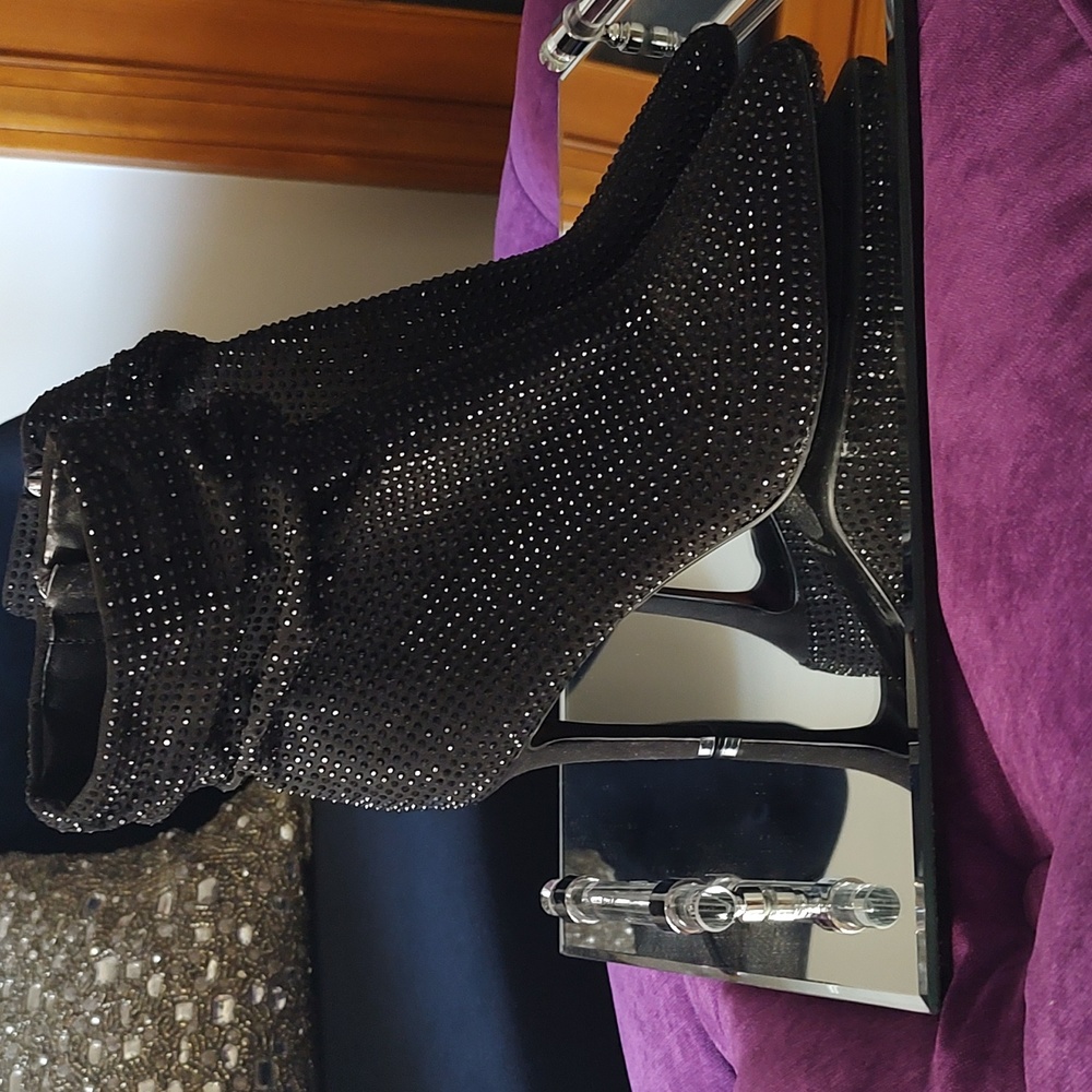 Size 9.5 Black studded boots